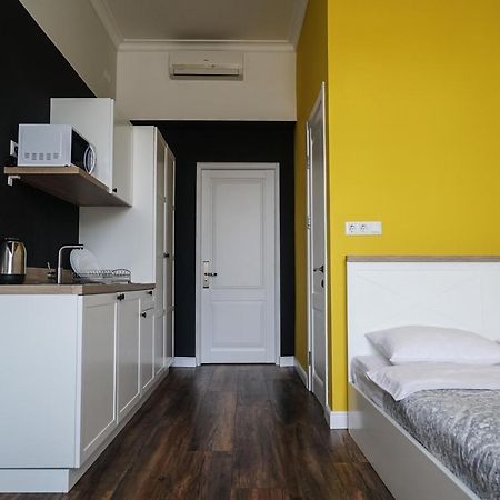 Hotel N°10 リヴィウ エクステリア 写真